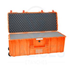 Cette Valise étanche 9433O Valise Étanche Explorer Case 9433O orange, avec mousse est idéale pour emballer, transporter et protéger contre l'humidité, les impuretés, le sable et les projections tous vos appareils 