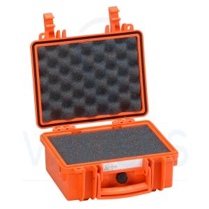 Cette Valise étanche 2209O Valise Étanche Explorer Case 2209, orange, avec mousse est idéale pour emballer, transporter et protéger contre l'humidité, les impuretés, le sable et les projections tous vos appareils 